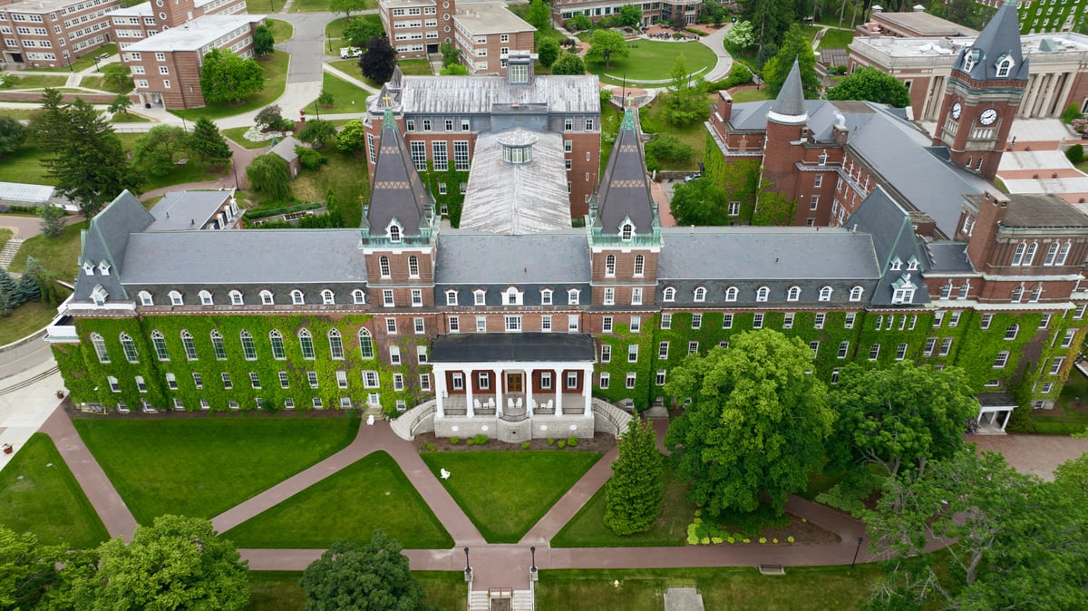 aerial-fenwick-porch-campus (1)